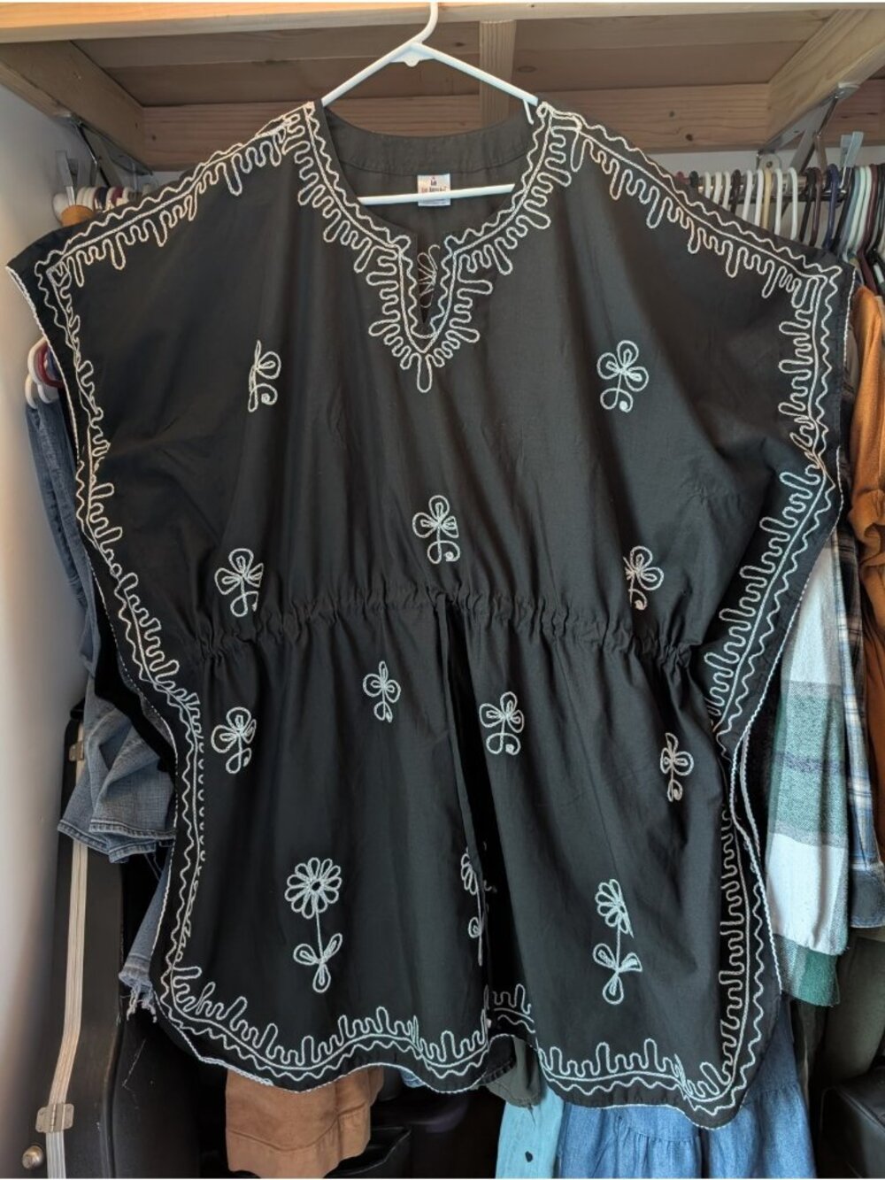 La La Leela Black Embroidered Swim Beach Coverup with Drawstrings One Size